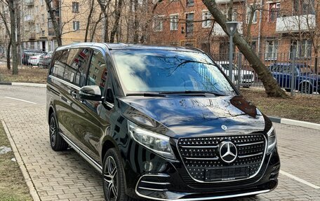 Mercedes-Benz V-Класс, 2024 год, 15 490 000 рублей, 9 фотография