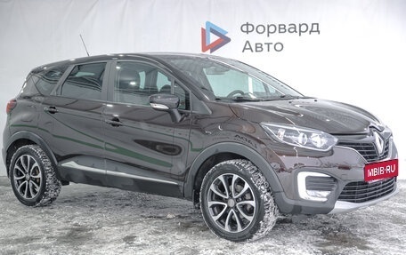 Renault Kaptur I рестайлинг, 2018 год, 1 850 000 рублей, 1 фотография