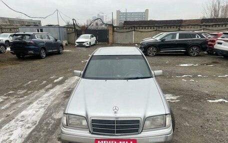 Mercedes-Benz C-Класс, 1994 год, 240 000 рублей, 2 фотография