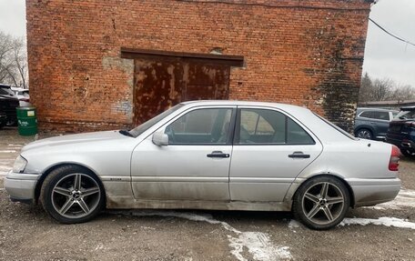 Mercedes-Benz C-Класс, 1994 год, 240 000 рублей, 7 фотография