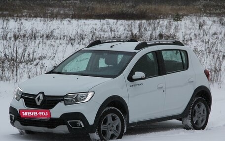 Renault Sandero II рестайлинг, 2022 год, 1 507 000 рублей, 5 фотография