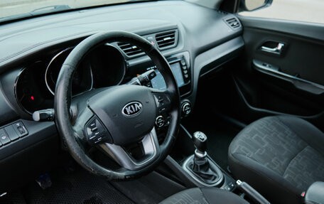 KIA Rio III рестайлинг, 2014 год, 890 000 рублей, 15 фотография