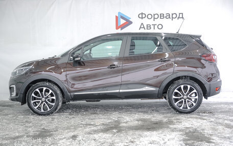 Renault Kaptur I рестайлинг, 2018 год, 1 850 000 рублей, 4 фотография