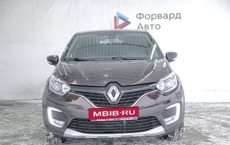 Renault Kaptur I рестайлинг, 2018 год, 1 850 000 рублей, 2 фотография