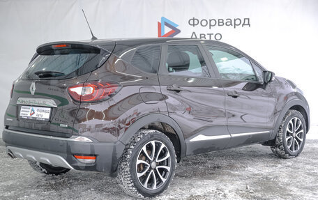 Renault Kaptur I рестайлинг, 2018 год, 1 850 000 рублей, 7 фотография