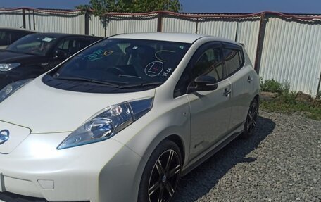 Nissan Leaf I, 2012 год, 1 200 000 рублей, 8 фотография