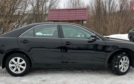 Toyota Camry, 2009 год, 1 590 000 рублей, 2 фотография