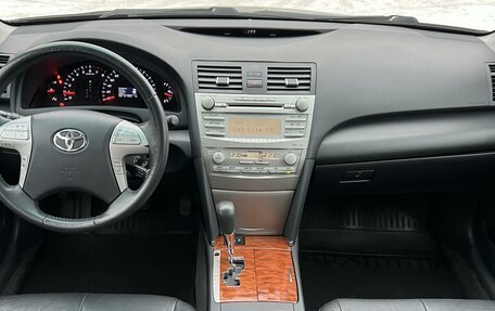 Toyota Camry, 2009 год, 1 590 000 рублей, 13 фотография