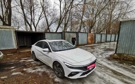 Hyundai Elantra, 2024 год, 2 800 000 рублей, 16 фотография