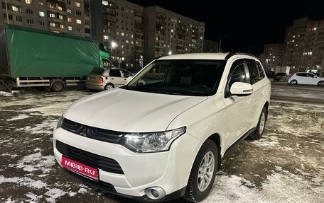 Mitsubishi Outlander III рестайлинг 3, 2012 год, 1 450 000 рублей, 1 фотография