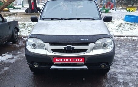 Chevrolet Niva I рестайлинг, 2009 год, 400 000 рублей, 4 фотография