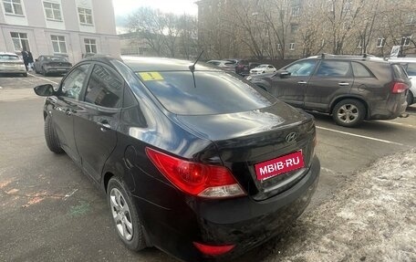 Hyundai Solaris II рестайлинг, 2011 год, 795 000 рублей, 4 фотография