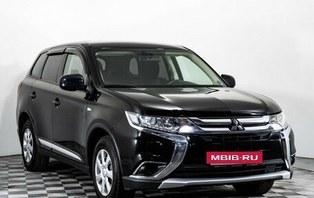 Mitsubishi Outlander III рестайлинг 3, 2017 год, 1 699 000 рублей, 3 фотография