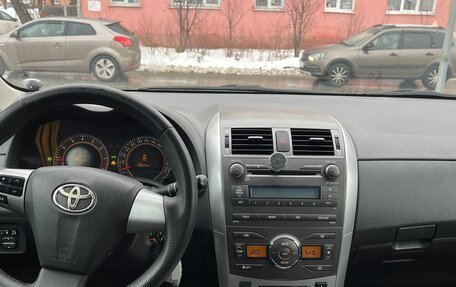 Toyota Corolla, 2011 год, 1 230 000 рублей, 10 фотография