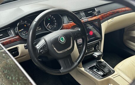 Skoda Superb III рестайлинг, 2009 год, 1 100 000 рублей, 5 фотография