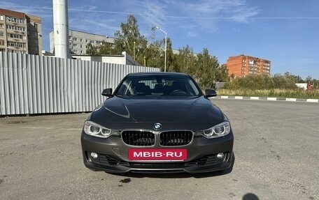 BMW 3 серия, 2012 год, 1 700 000 рублей, 2 фотография