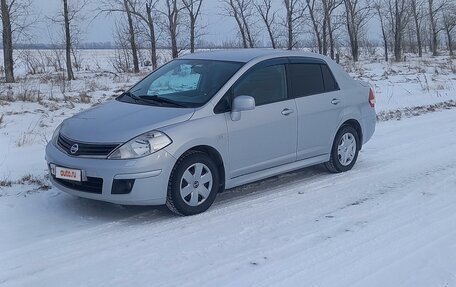 Nissan Tiida, 2010 год, 890 000 рублей, 3 фотография