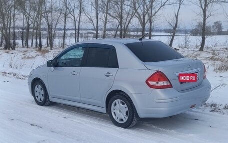 Nissan Tiida, 2010 год, 890 000 рублей, 4 фотография