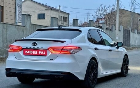 Toyota Camry, 2018 год, 2 950 000 рублей, 6 фотография