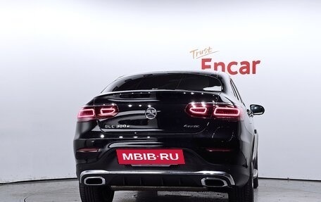 Mercedes-Benz GLC Coupe, 2022 год, 5 098 000 рублей, 4 фотография