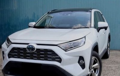 Toyota RAV4, 2020 год, 2 422 000 рублей, 1 фотография