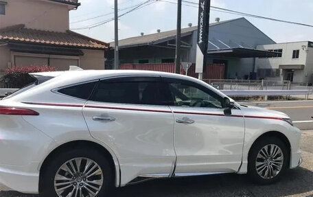 Toyota Harrier, 2022 год, 3 550 001 рублей, 5 фотография