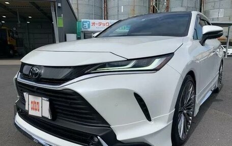 Toyota Harrier, 2022 год, 3 250 001 рублей, 3 фотография