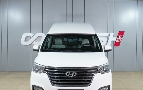 Hyundai Grand Starex Grand Starex I рестайлинг 2, 2019 год, 4 299 000 рублей, 3 фотография