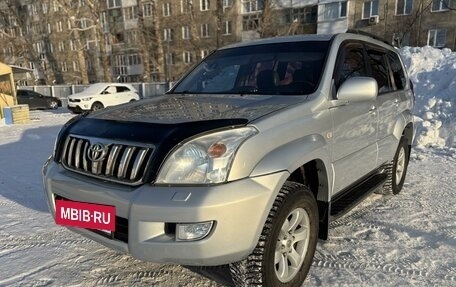 Toyota Land Cruiser Prado 120 рестайлинг, 2004 год, 2 070 000 рублей, 22 фотография