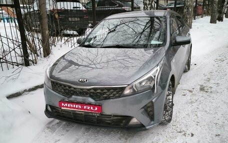 KIA Rio IV, 2020 год, 1 550 000 рублей, 3 фотография