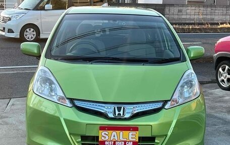 Honda Fit III, 2011 год, 760 000 рублей, 2 фотография