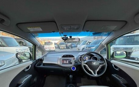 Honda Fit III, 2011 год, 760 000 рублей, 8 фотография