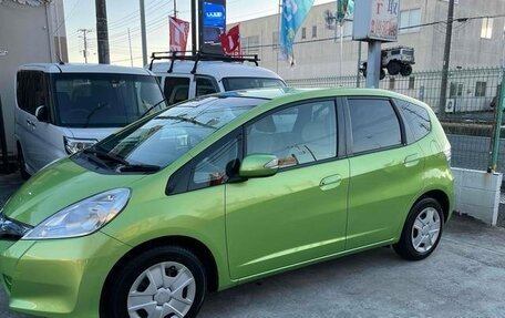 Honda Fit III, 2011 год, 760 000 рублей, 17 фотография