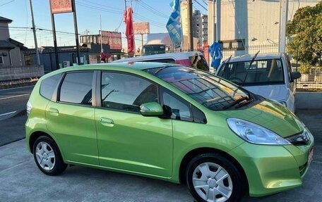 Honda Fit III, 2011 год, 760 000 рублей, 16 фотография