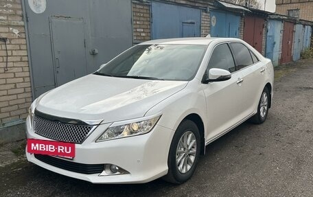 Toyota Camry, 2012 год, 2 050 000 рублей, 3 фотография