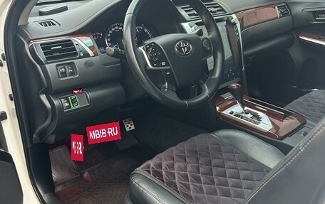 Toyota Camry, 2012 год, 2 050 000 рублей, 12 фотография