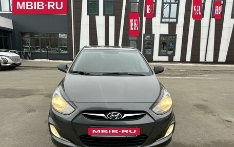 Hyundai Solaris II рестайлинг, 2013 год, 899 000 рублей, 4 фотография