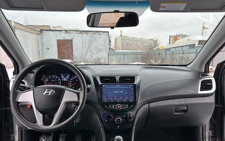 Hyundai Solaris II рестайлинг, 2013 год, 899 000 рублей, 19 фотография