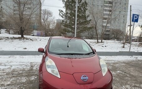 Nissan Leaf I, 2011 год, 550 000 рублей, 2 фотография