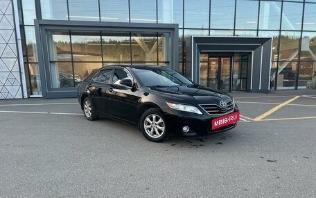 Toyota Camry, 2011 год, 1 490 000 рублей, 3 фотография