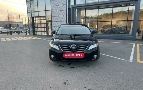 Toyota Camry, 2011 год, 1 490 000 рублей, 4 фотография