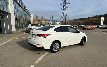 Hyundai Solaris II рестайлинг, 2018 год, 1 285 000 рублей, 9 фотография