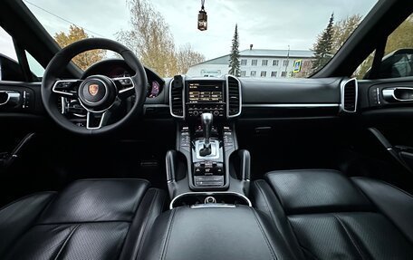 Porsche Cayenne III, 2015 год, 3 690 000 рублей, 29 фотография