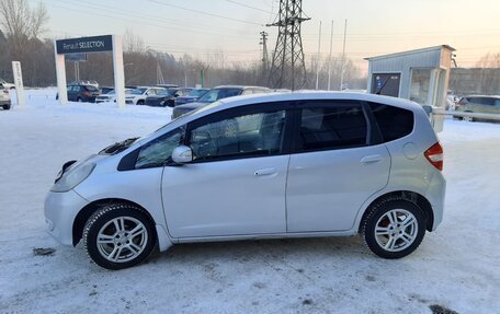 Honda Fit III, 2011 год, 830 000 рублей, 6 фотография