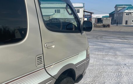 Toyota HiAce H100, 1990 год, 950 000 рублей, 7 фотография