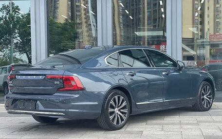 Volvo S90 II рестайлинг, 2022 год, 3 200 850 рублей, 3 фотография