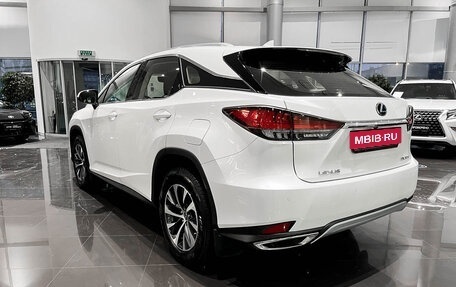 Lexus RX IV рестайлинг, 2021 год, 6 476 000 рублей, 7 фотография