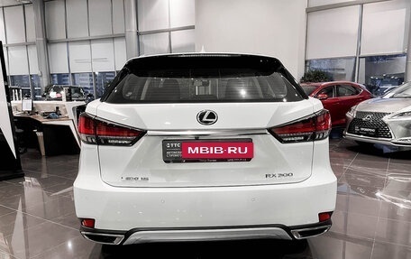 Lexus RX IV рестайлинг, 2021 год, 6 476 000 рублей, 6 фотография