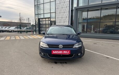 Volkswagen Jetta VI, 2011 год, 760 000 рублей, 4 фотография