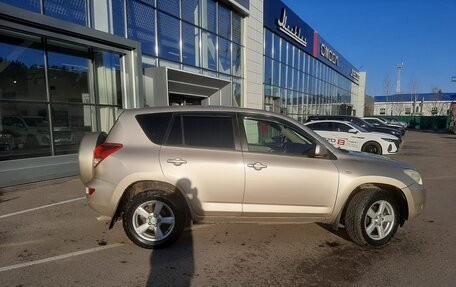 Toyota RAV4, 2006 год, 1 120 000 рублей, 10 фотография